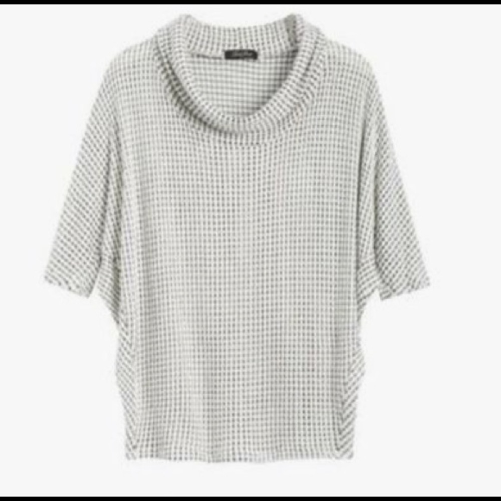 Laila Jayde cowl neck blouse